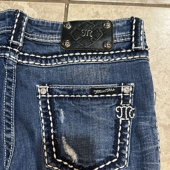 Miss Me Capri Womens Jeans Boyfriend Rise Blue Denim Size 25 (28 Measured) - Picture 2 of 7